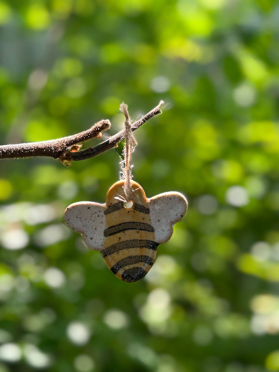 Mud & Maker - Ornament - Bee - Holiday 2025