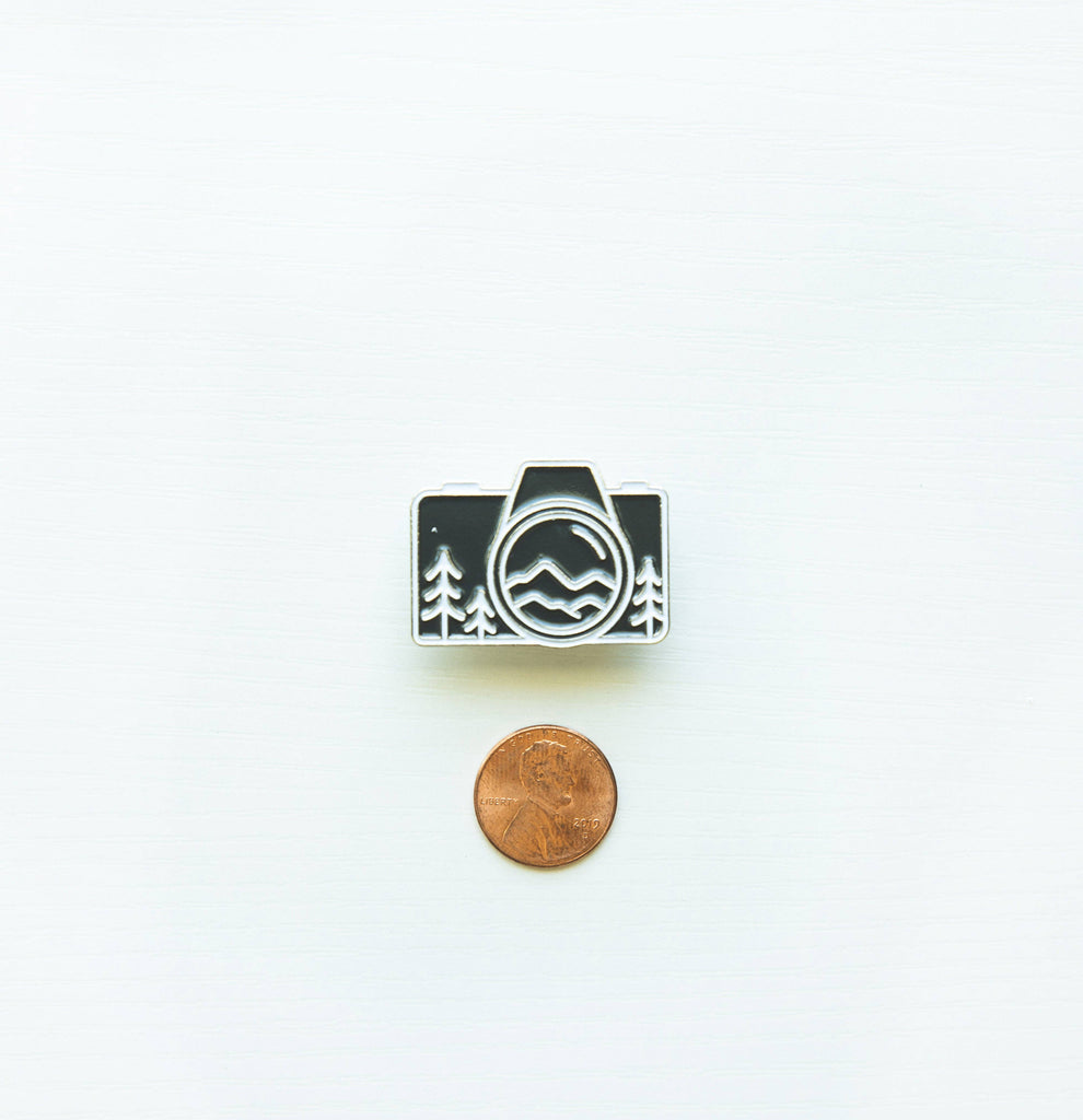 Wildtree - Camera Mountain Pin