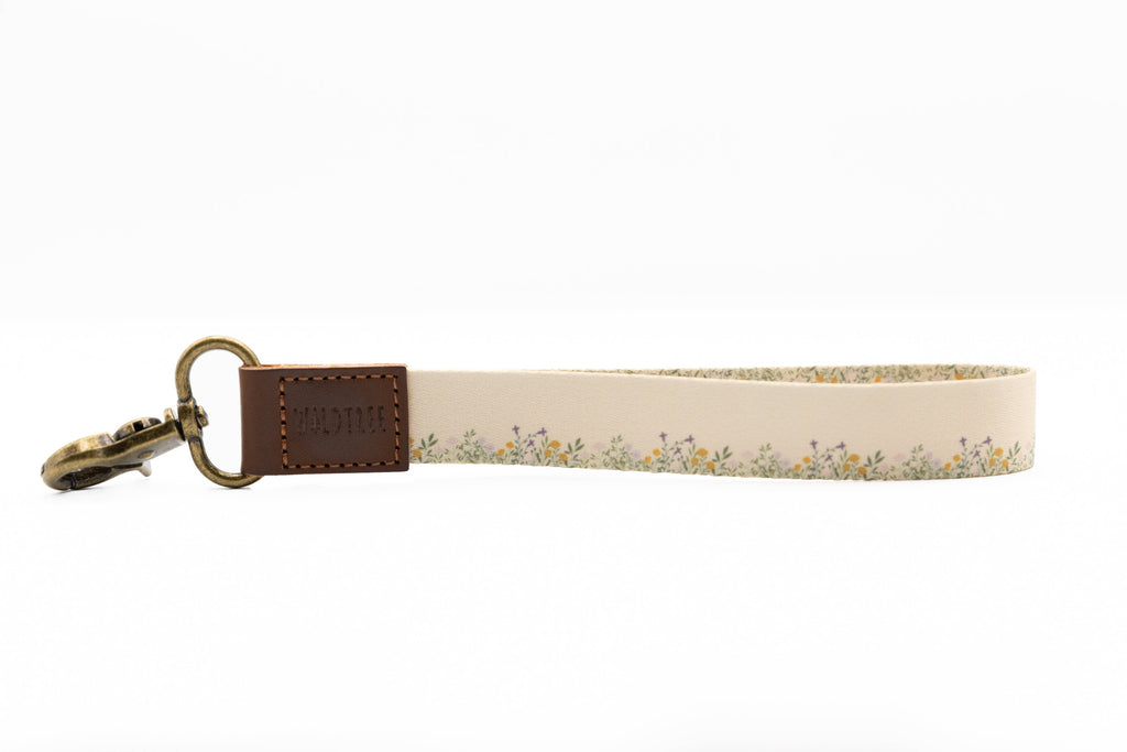 Wildtree - Flower Field Wristlet Keychain