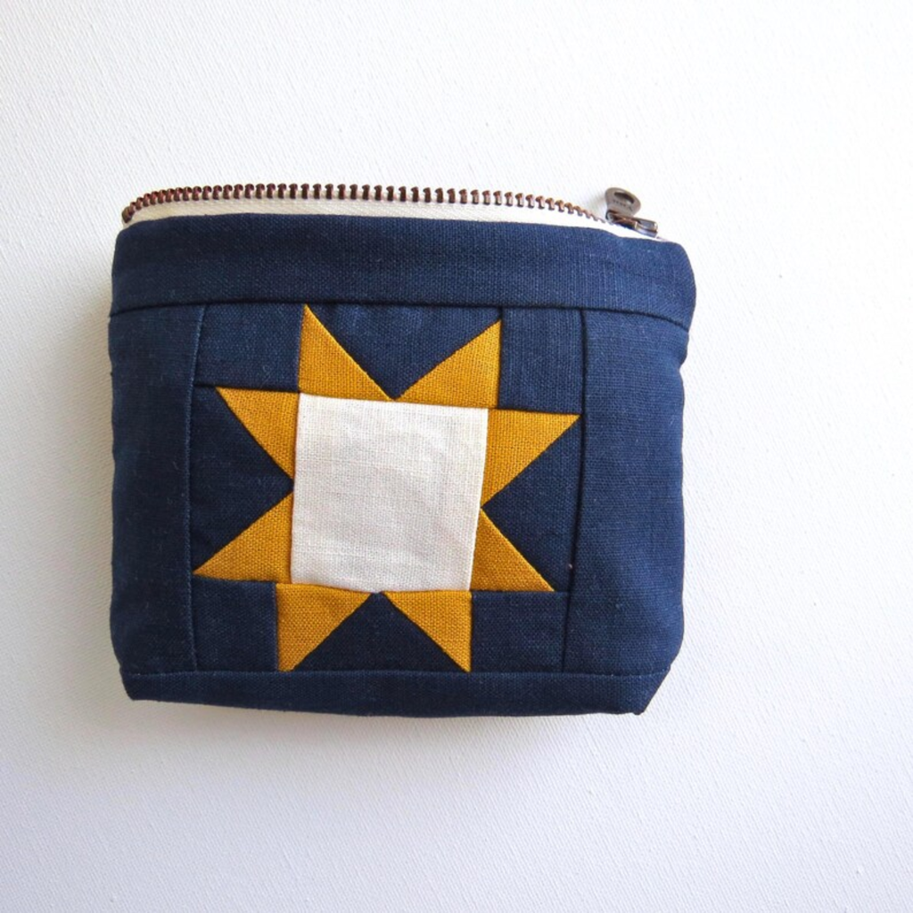 PaperFromHeaven - Navy + Gold Quilted Linen Pouch – Sawtooth Star Design