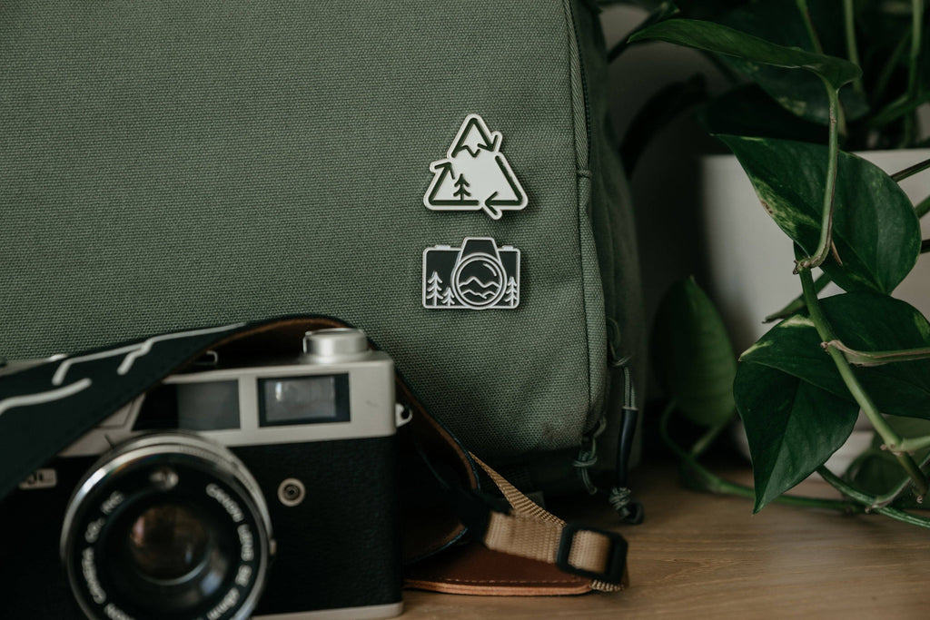 Wildtree - Camera Mountain Pin
