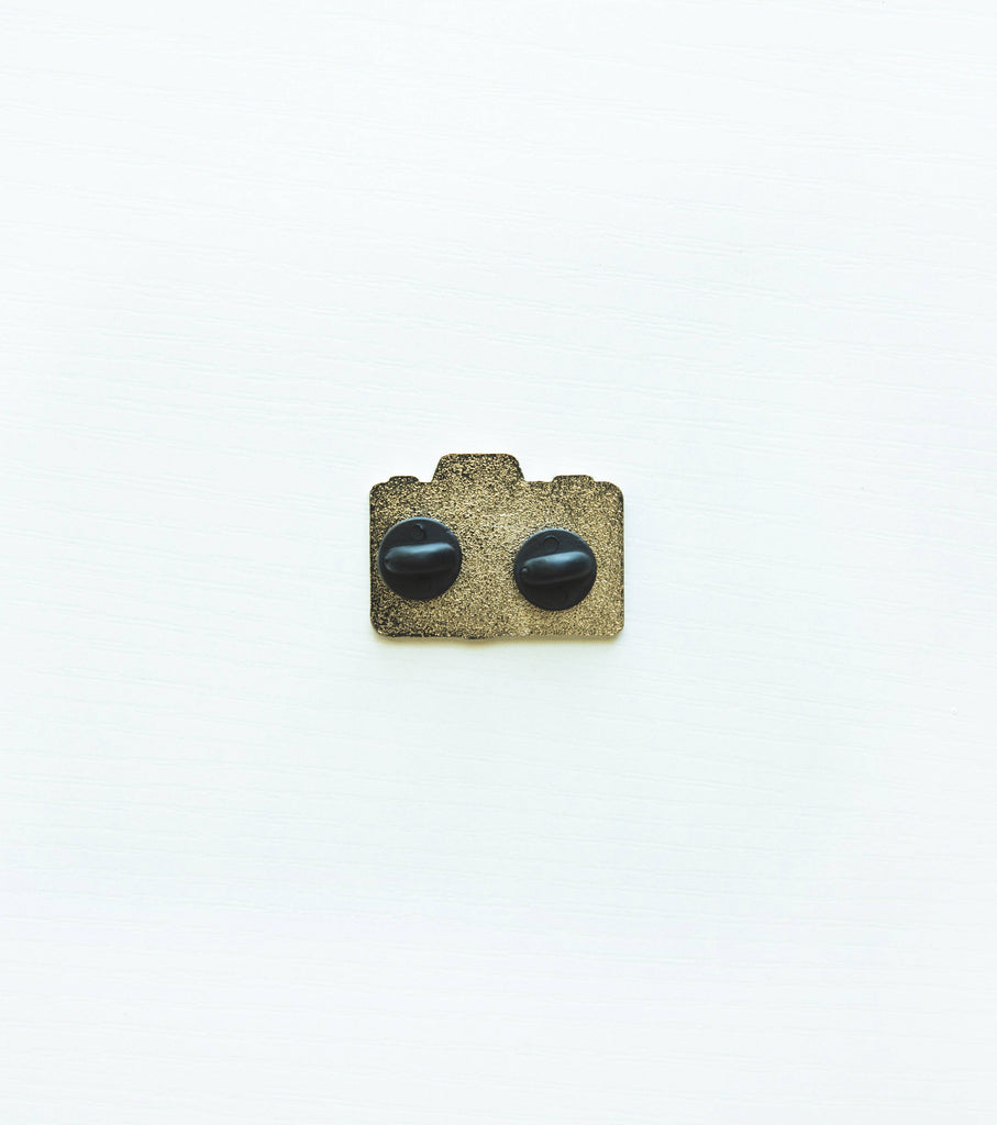 Wildtree - Camera Mountain Pin