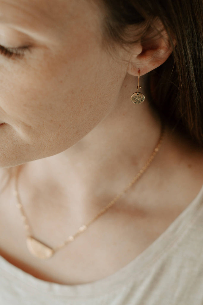 JOY IN THE MORNING - Poppy Semi-Circle Necklace