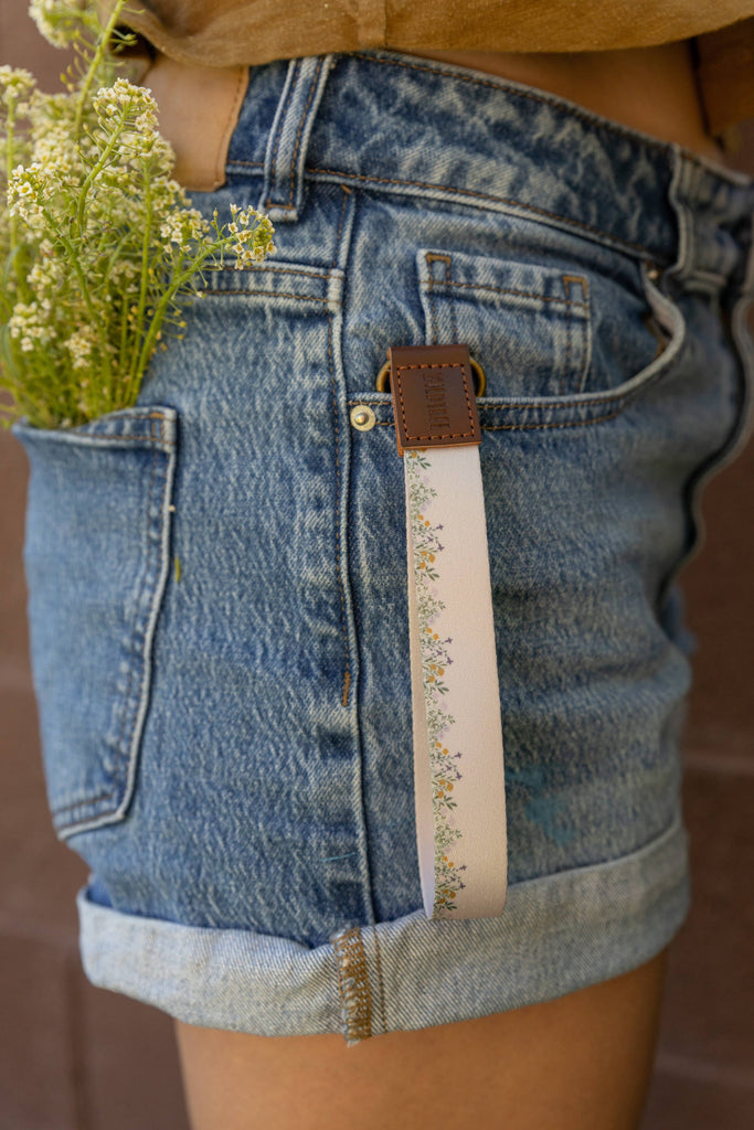 Wildtree - Flower Field Wristlet Keychain