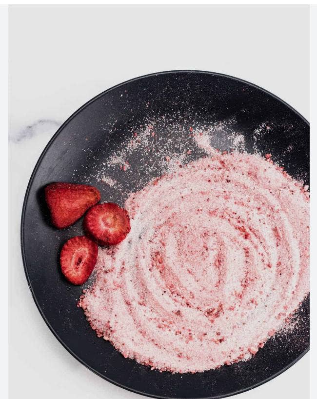 Raven & Rose Apothecary - Specialty Sugar ~ Strawberry Vanilla with edible glitter