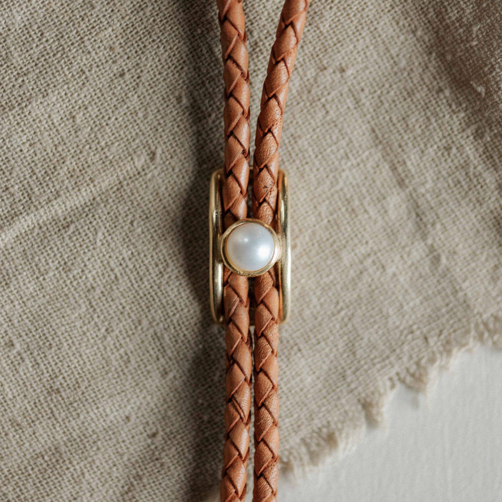 Commonform - Shepherd Bolo Tie // Stone