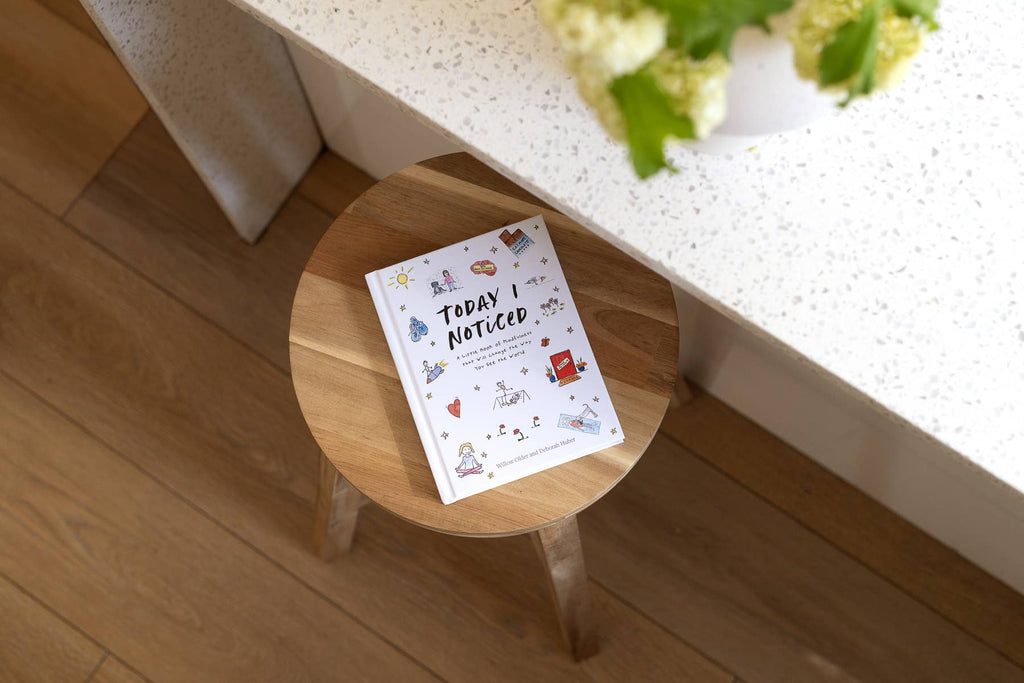 Blue Star Press - Today I Noticed: A Little Book of Mindfulness